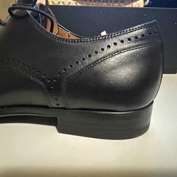 Magnanni Black Leather Wingtip Oxford sz 7 EU 39 Style 25787 main image 9